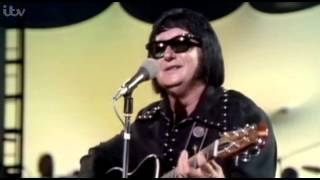 Roy Orbison  Oh Pretty Women with lyrics [upl. by Alahs]